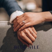 补贴购：Blue Nile 1.00 克拉公主方形钻石+小巧密钉钻石订婚戒指 LD18174222