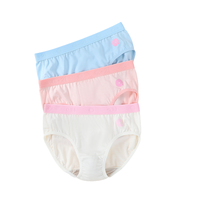 Q21 B9009 女童三角内裤 3条装 梦幻粉+奶冻蓝+舒芙蕾米 100cm