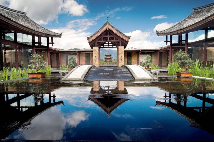 丽江悦榕庄 花园双床/大床套房/山景复式别墅2晚 含早+双人纳西火锅+入住首日时令健康水果等