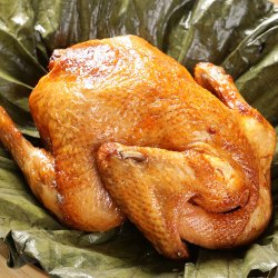 杭州特产名菜叫花鸡荷叶叫化童鸡鸡肉即食熟食品