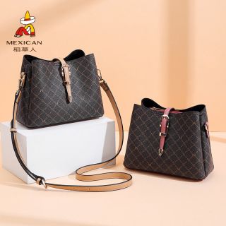 稻草人女士包包2020新款撞色珍珠单肩包可爱洋气百搭斜挎包马鞍包