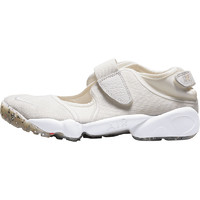 NIKE 耐克 Air Rift 女子休闲运动鞋 DJ4639-121 米白 36.5