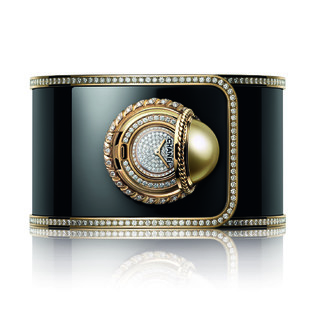 CHANEL 香奈儿 Hors Série Mademoiselle Privé BOUTON 金色珍珠腕表