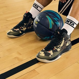 ANTA 安踏 神盾1代 男子篮球鞋 91711101-8 卡其绿/黑/荧光热力橙 43