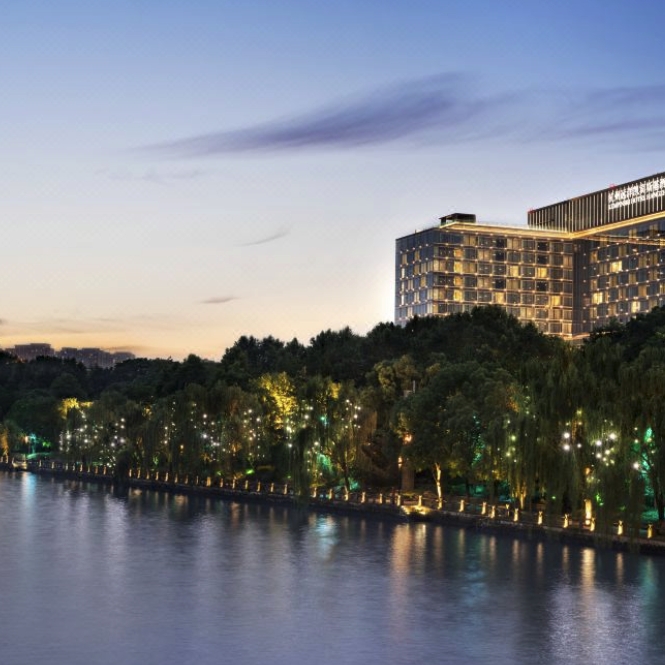 杭州远洋凯宾斯基酒店 豪华大床房1晚 含早+溜冰场门票+首日欢迎水果等