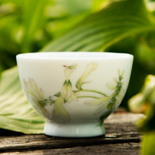 中工美皇家京瓷系列十二花神茶杯7 2 4 8cm 七月玉簪花神 报价价格评测怎么样 什么值得买