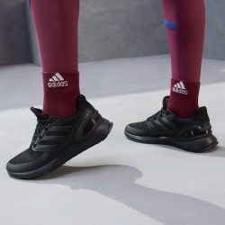 跑鞋_adidas 阿迪达斯RapidaRun 中性跑鞋FY6549 黑色42多少钱-什么值得买