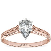 Blue Nile 0.80 克拉梨形钻石+辫式大教堂单石订婚戒指 LD18926814