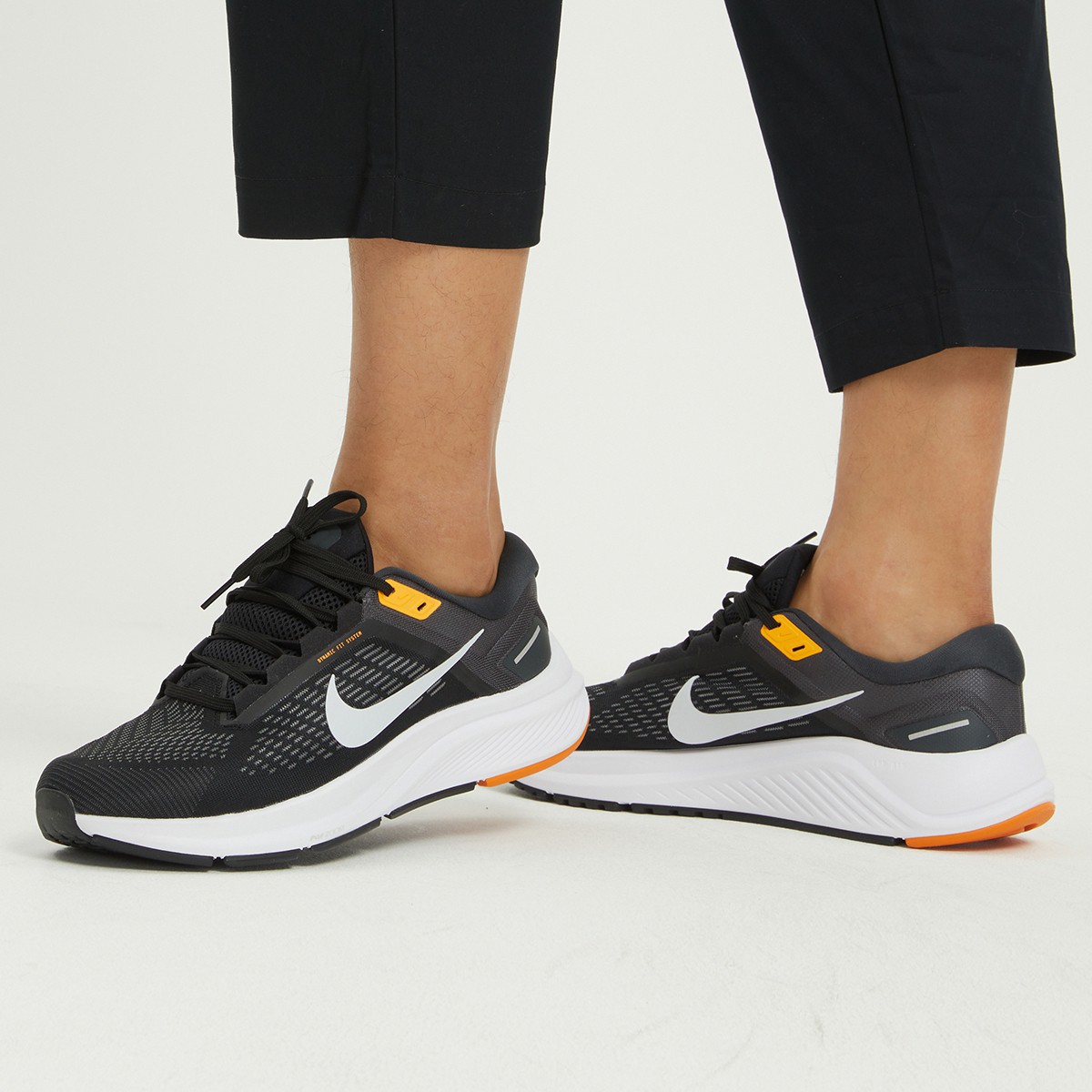 asics 亚瑟士 gel-kayano 27 男子跑鞋 1011a767-300 绿色/黑色 39.