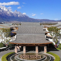 丽江复华丽朗度假村 高级大床房2晚（连住）含早+雪山观景体验+免费水秀表演