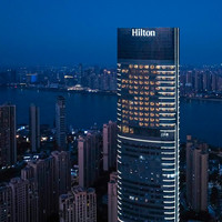 长沙世茂希尔顿酒店豪华江景大/双床房