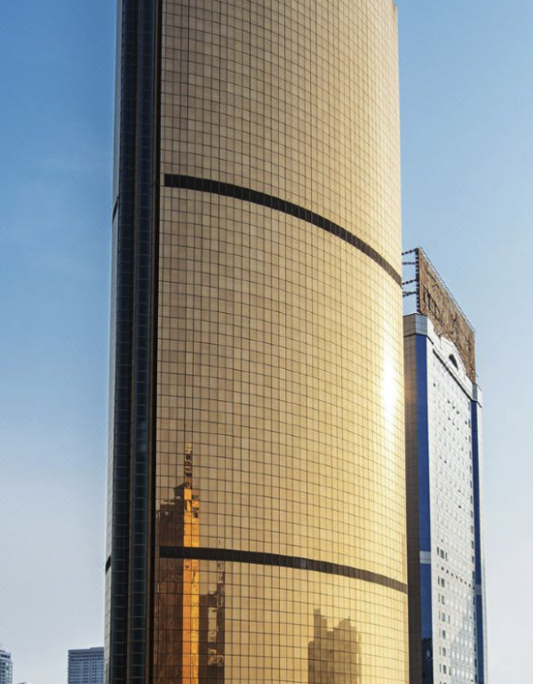 天津金皇大酒店为全封闭大厦并配备了24小时新风系统,集客房,公寓