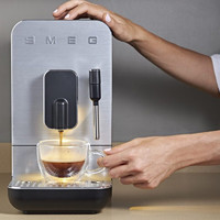 Smeg 斯麦格 BCC02 全自动咖啡机 黑色