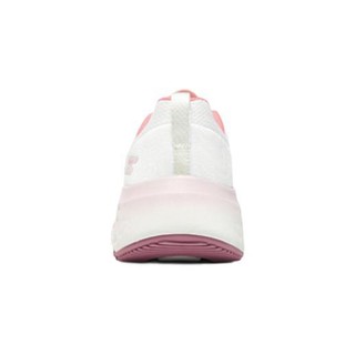 SKECHERS 斯凯奇 星迈系列 Max Cushioning Delta 女子跑鞋 129121/WCRL 白色/珊瑚色 35