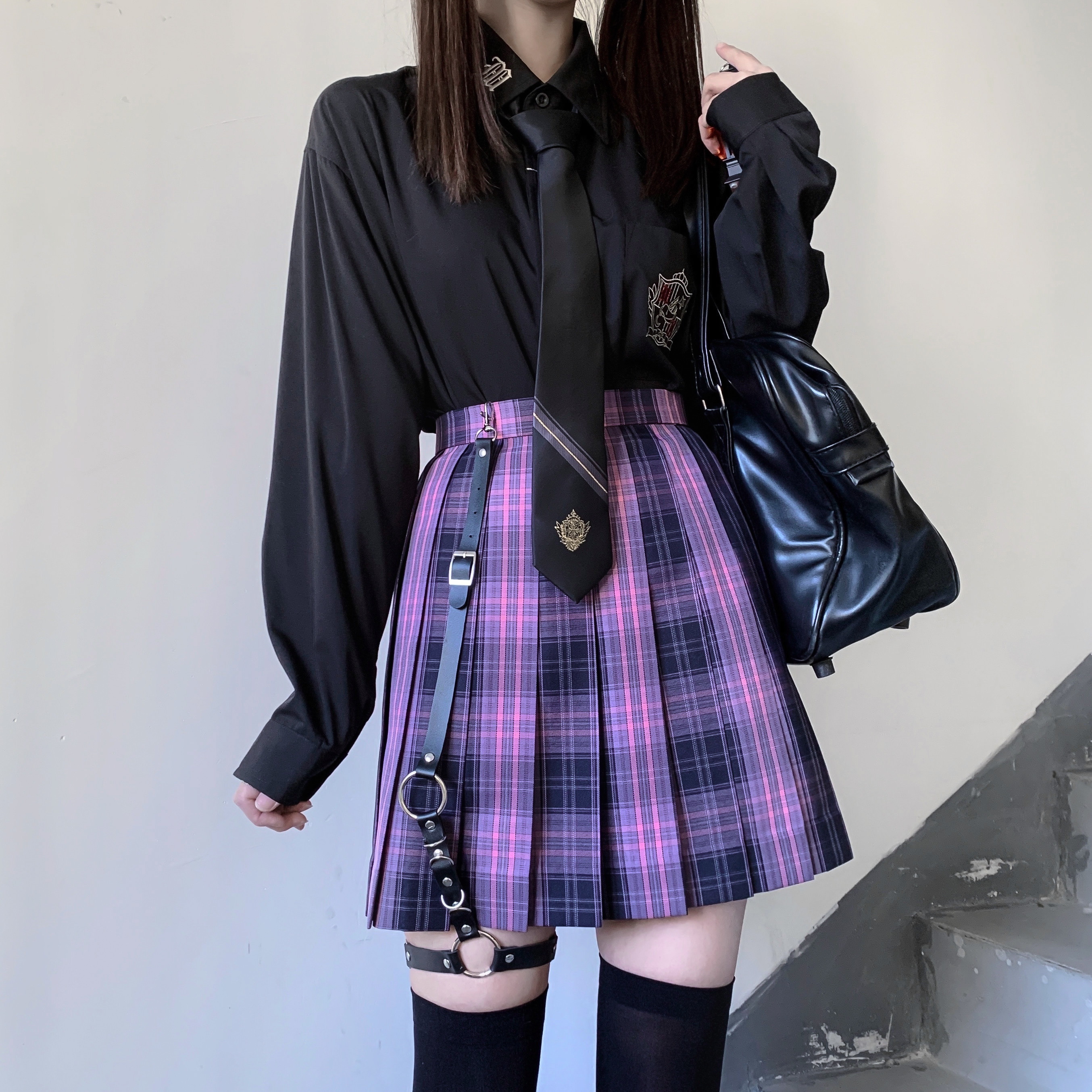 车厘子 JK制服 涩谷辣妹 黑紫色格裙 43cm