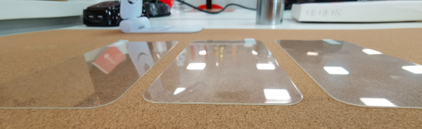 绿联VS闪魔，白菜口碑钢化膜实测比拼		