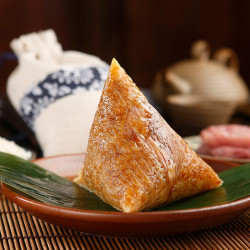 鲜品屋 金丝蜜枣粽100g*5只 蛋黄鲜肉粽100g*4只