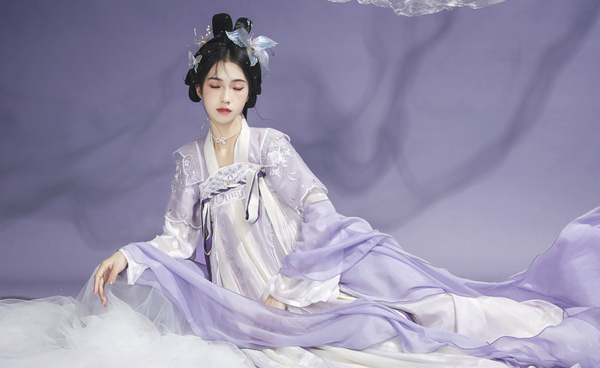 汉尚华莲唐制汉服巫山桃姬刺绣一片式齐胸褶裙