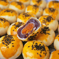 开口娃 蛋黄酥休闲零食点心食品饼干蛋糕网红糕点早餐代餐夜宵小吃充饥 混合味雪媚娘蛋黄酥 10个装（约400g）
