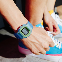 casio卡西欧gshock透明色彩系列防震防水运动男士手表dw5600ls2p