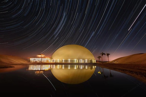 去住沙漠里最亮的星，限时免费升房立省1000元！中卫沙漠星星酒店 指定房型1-3晚套餐（含沙坡头景区大门票2张+双人自助早餐+双人自助晚餐等）