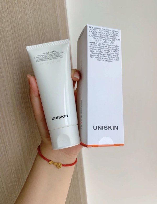 优时颜洁面乳_uniskin 优时颜 优能平衡洁面乳 100g (赠25g 仿生面膜)