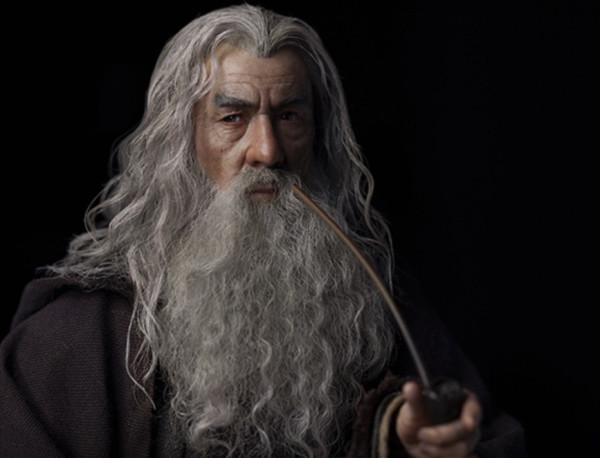 奇幻小说《指环王》中的主要人物,他是一位巫师(伊斯塔力)以及迈雅