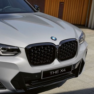 BMW 宝马 X4 22款 xDrive 30i M运动套装