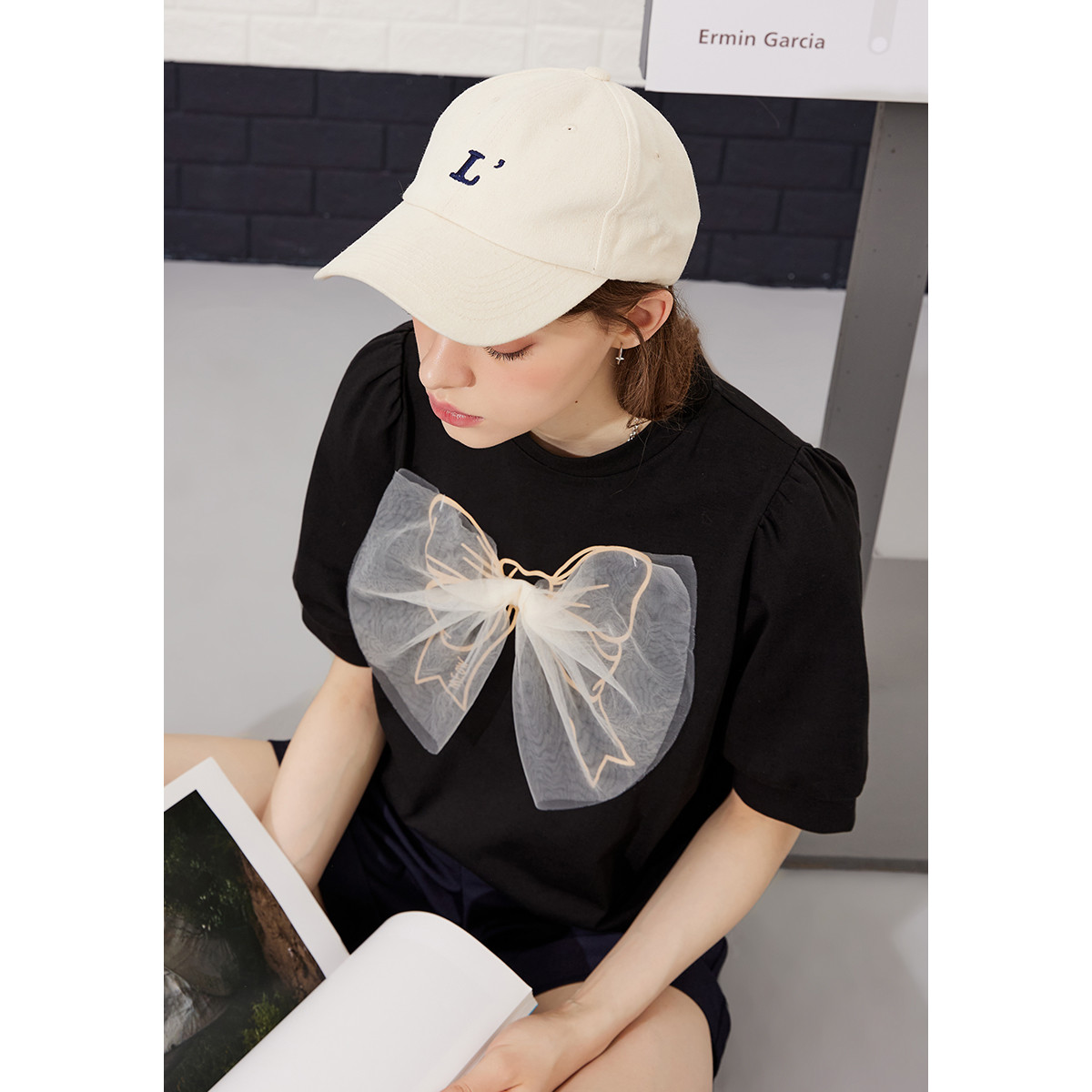 a02 2022夏季新款立体蝴蝶结个性设计感五分袖上衣泡泡袖T恤女 黑色 s