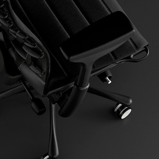 HermanMiller 赫曼米勒 Embody系列 人体工学电脑椅 黑白色 罗技联名款