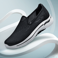 SKECHERS 斯凯奇 男鞋运动鞋轻质缓震健步鞋网面透气一脚蹬懒人鞋