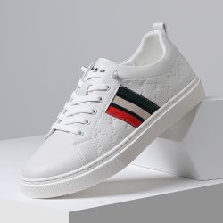 马克华菲 男鞋2022夏季软底透气休闲鞋轻便耐磨鞋男时尚板鞋小白鞋