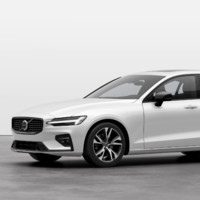 VOLVO 沃尔沃 S60 23款 B5 自动智雅运动版