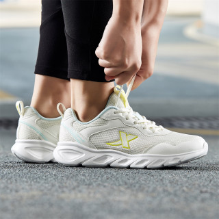 xtep 特步 女鞋跑步鞋夏季跑鞋运动鞋女休闲鞋网面鞋子