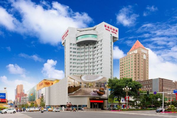 长春亚泰饭店 商务大床房1晚 含早多少钱-什么值得买