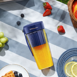 royalstar 荣事达 rz-68v7a 便携式榨汁杯 蓝色