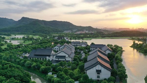 暑假可用绍兴会山阳明酒店鹦鹉标准间2晚含早午晚餐