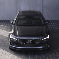 VOLVO 沃尔沃 S90 23款 B5 智雅豪华版