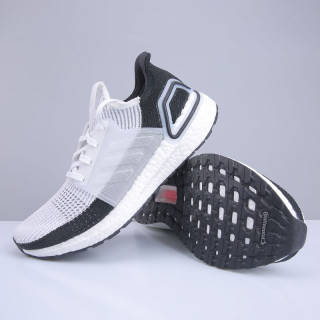 阿迪达斯（Adidas）UltraBOOST UB19爆米花运动休闲缓震回弹舒适跑步鞋B37704 B37707/灰白色/包裹性强选大半码 42