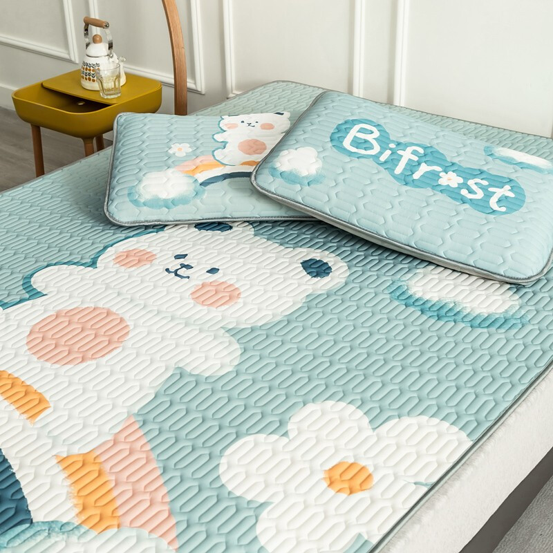  克努帛  彩虹熊 天丝乳胶凉席三件套