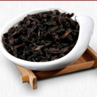 YUAN SHUN FU TEA 元順茯茶 裕隆全茯茶 900g/包