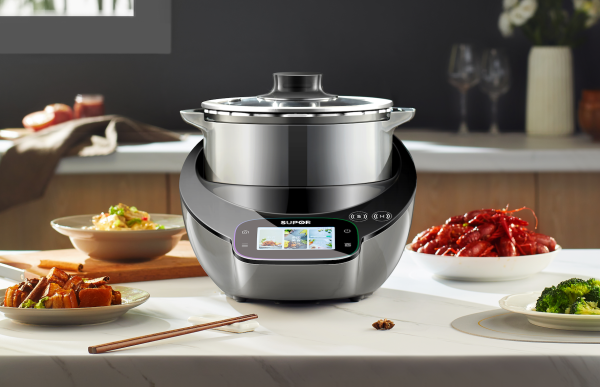 苏泊尔小c 一锅四盖的自动炒菜机