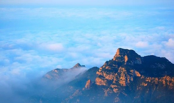 近泰山风景区，周末中秋不加价！山东泰安宝龙艺珺酒店 高级城景房1-2晚（含早）