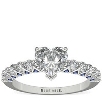 Blue Nile 0.90 克拉心形钻石+隐藏式蓝宝石与钻石戒托