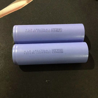 力神 21700 标准直径 LR2170LA 动力锂电池 4000mah 30A放电 全新力神LA