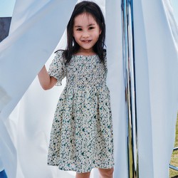 本来 UR集团本来女童A型连衣裙2022夏季小清新印花洋气儿童裙子