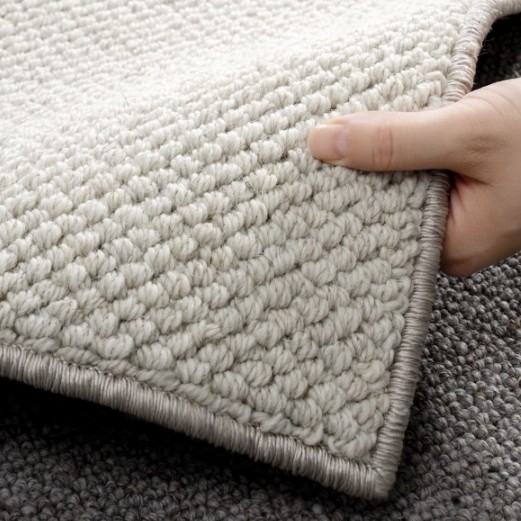 京东京造羊毛编织地毯，创新立体花苞扣设计，无甲醛无异味4A环保级