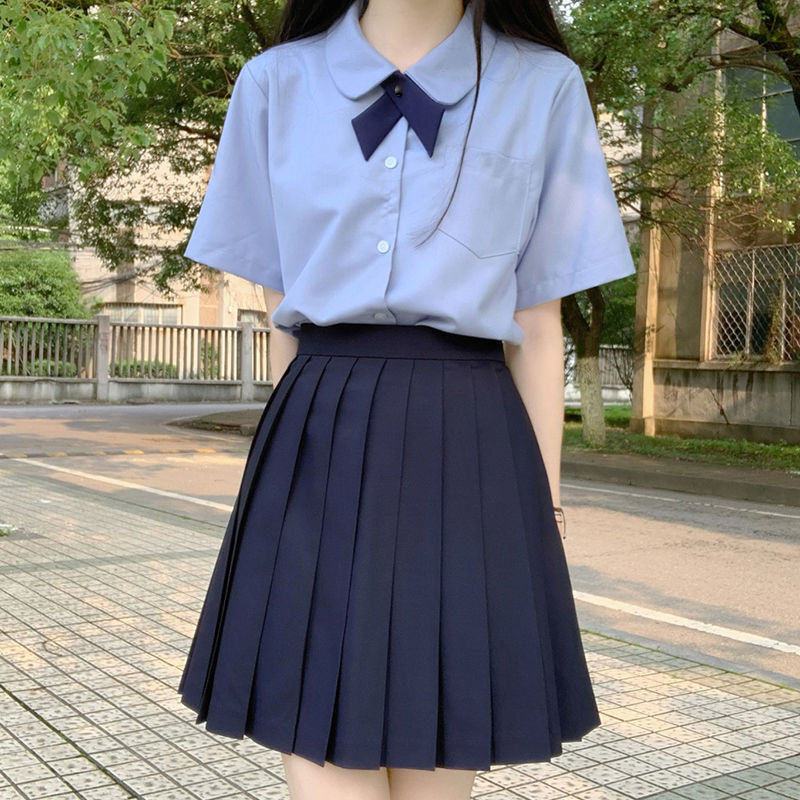 美式校园风和秋天太搭了，这样复古风格的制服也算JK制服？