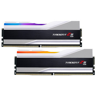 32GB(16Gx2)套装 DDR5 6400频率 台式机内存条-幻锋戟RGB灯条(科技银)/C32