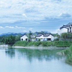 80平米湖景房！原千岛湖安麓！千岛湖安岚酒店 百琴轩湖景美墅 2晚含双早